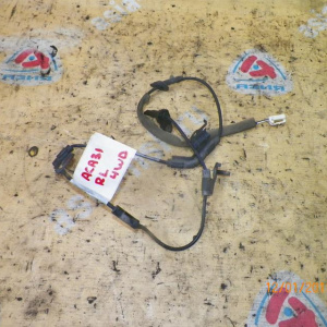 Датчик ABS Toyota RAV4 ACA30 4WD зад, лев