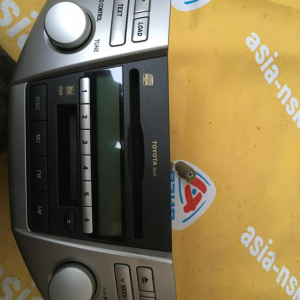 Магнитола Toyota Harrier MCU30 дефект рамки 86120-48720