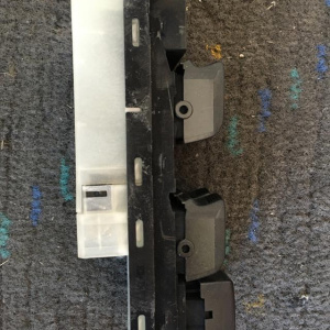 Пульт стеклоподъемника SUZUKI SX4 YB11S перед, прав RHD без обрамления