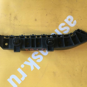 Крепление бампера Honda Legend KB1 перед, лев