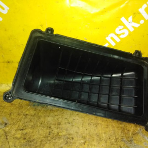 Корпус воздушного фильтра Chevrolet Blazer S10 Vortec 4300/L35/4G 4.3L только верхняя крышка 15747865