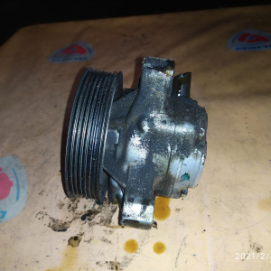 Гидроусилитель Honda K24A3 Accord RD5/RD7/CL9 трубка на бачок сзади болт сверху RTA/RBB