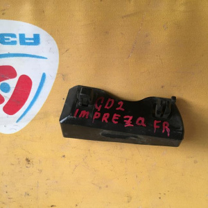 Крепление бампера Subaru Impreza GD2 перед, прав