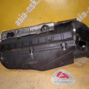 Корпус воздушного фильтра Mercedes M-Class W163 OM612DE27LA/612.963 270 CDI A6110902301