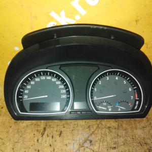 Панель приборов BMW X3 E83 5AT 240 km/h 62113416112 62103454347