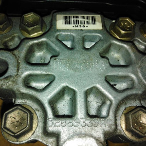 Гидроусилитель Jeep EKG/EVA Grand Cherokee WH/WK '2005- сломан шкив и бачок 52089339AC