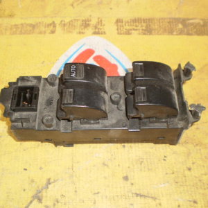 Пульт стеклоподъемника HONDA Odyssey RA6 перед, прав дефект 35750-S3N-013