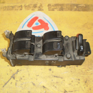 Пульт стеклоподъемника HONDA Odyssey RA6 перед, прав 35750-S3N-003