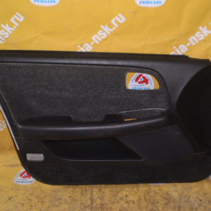 Обшивка двери Toyota Chaser GX90 перед, лев