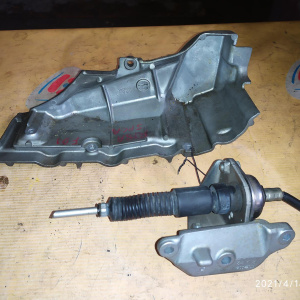 Кронштейн Honda R18A Civic FD1 2WD a/t Кожух троса акпп SPCA RNA