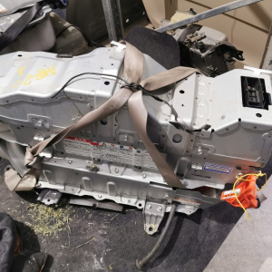 Высоковольтная батарея Toyota AHR20 Estima 2AZFXE G9280-28050