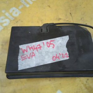 Резонатор воздушного фильтра Jeep Grand Cherokee WH/WK EVA 4.7 V8 бачок на корпусе возд.фильтра 52090376AB '2005-