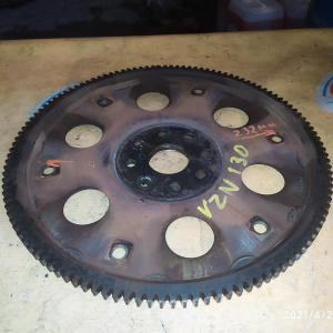 Маховик Toyota 3VZ-E/5VZ-FE/22R/22REC/22RTEC Hilux Surf VZN130/VCK40/VZJ95/VZJ120/VZN180/VZN215/VCH16 a/t 3210135010