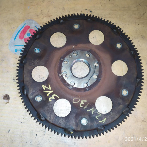 Маховик Toyota 3VZ-E/5VZ-FE/22R/22REC/22RTEC Hilux Surf VZN130/VCK40/VZJ95/VZJ120/VZN180/VZN215/VCH16 a/t 3210135010