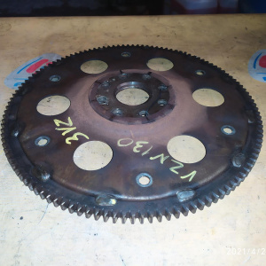 Маховик Toyota 3VZ-E/5VZ-FE/22R/22REC/22RTEC Hilux Surf VZN130/VCK40/VZJ95/VZJ120/VZN180/VZN215/VCH16 a/t 3210135010