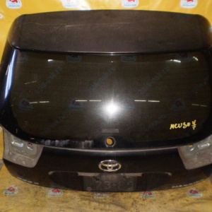 Дверь задняя TOYOTA Harrier MCU35 спойлер(голая) со стеклом