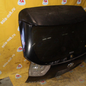 Дверь задняя TOYOTA Harrier MCU35 спойлер(голая) со стеклом