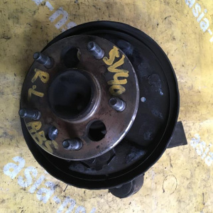 Ступица Toyota SV40/CV40/SV30/CV30 Camry/Vista зад, лев 2WD ABS.Барабаные тормоза. Голая без барабана и колодок. 42305-32060.47044-32010.47044-20130.42450-