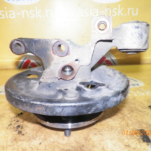 Ступица Toyota SV40/CV40/SV30/CV30 Camry/Vista зад, прав 2WD ABS Барабанные тормоза.. Голая без барабана и колодок. 42450-32020.47043-32010.42304-32060