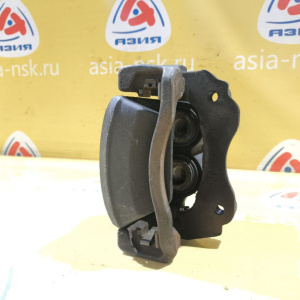 Суппорт Toyota JCE15/GXE15W/SXE10 Altezza перед, прав ПОД ДИСК 296х32 47730-53050