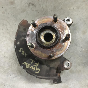 Ступица Mazda GF8P/GWEW Capella перед, лев ABS голая