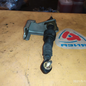 Кронштейн крепления троса Toyota 1NZ Platz NCP12 2WD a/t на акпп U340E