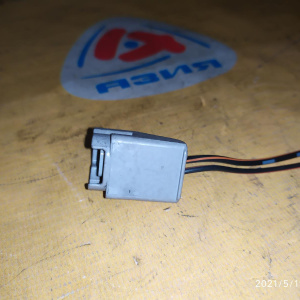 Разъём форсунки Toyota/Nissan 90980-11153 JZX100/VZN185/ST190 4E/5E/4A/5A/7A/1JZ-GE/2JZ-GE/5VZ-FE/3S-FE/4S-FE/5S/1MZ/J20A/2C/3C/1KZ 2 конт. защёлка по