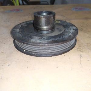 Шкив коленвала Toyota 3RZ-FE Hiace Regius RCH47 5 ручейков, без наружной части 13408-75030