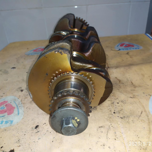 Коленвал Suzuki J20A Grand Vitara/Escudo TD54W/JB420W по диагонали 104 мм., диаметр 58/50 мм.