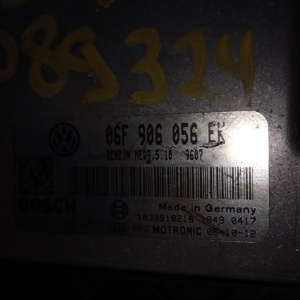 Блок управления двс Volkswagen Golf 5 1K1 BVY 2.0 FSI 2WD 6AT 0261S02257 06F906056EK