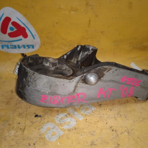 Подушка двигателя Opel 2H0/Z18XER Astra H A04 MT [JE] передняя F 24459803