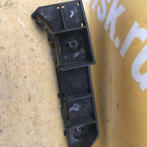 Крепление бампера Honda Civic ES3 '2003-2005 перед, прав