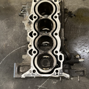 Блок Двигателя Toyota 1ND-0100618 Probox
