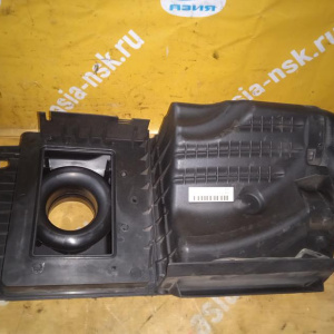 Корпус воздушного фильтра Volvo S40 MS/MW B5254T/B5254T3 30677533 8694606 '2004-2010
