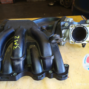 Коллектор впускной Toyota 3MZ-FE Harrier MCU33/MCU38/MCL20/MCV31 пластик БЕЗ ЗАСЛОНКИ В КОЛЛЕКТОРЕ 17109-20130