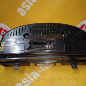Панель приборов Volkswagen Passat B6/3C2 BZB '2008 260 km/h 3C0920860M