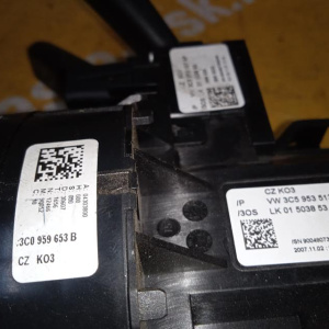 Блок подрулевых переключателей Volkswagen Passat B6/3C2 '2007 Седан (порван шлейф) 3C5953513S