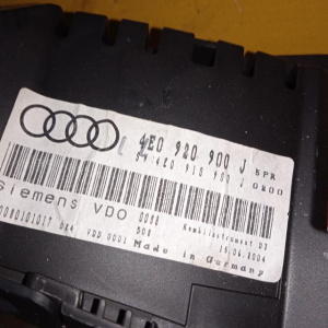 Панель приборов Audi A8 D3/4E2 BFL '2003-2007 280 km/h 4E0920900J