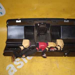 Блок управления климат-контролем Audi D3/4E2 A8 '2003-2007 5HB008480-02 4E0820043B
