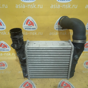 Интеркулер Audi B7/8EC/8ED A4 BGB '2004-2008 L 2.0 TFSI левый с датчиком 038906051D 8E0145805AA