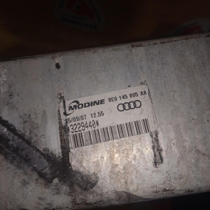 Интеркулер Audi B7/8EC/8ED A4 BGB '2004-2008 L 2.0 TFSI левый с датчиком 038906051D 8E0145805AA