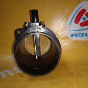 Расходомер Audi A4 B7/8EC/8ED BGB 2.0 TFSI 5r Hitachi AFH60-28 06D906461