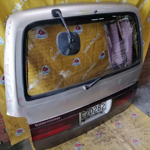 Дверь задняя TOYOTA Hiace LH106 в.26-47 пассажир(дефект) с метлой