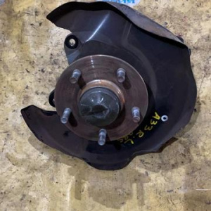 Ступица NISSAN A33 зад, лев ABS голая