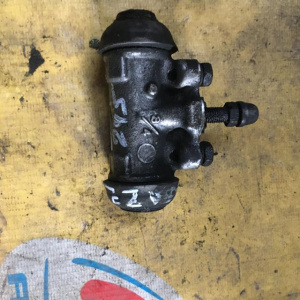 Тормозной цилиндр Toyota ZZT245 зад, лев