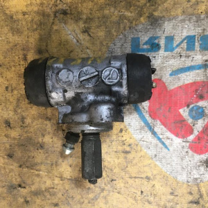 Тормозной цилиндр Toyota NZE120,ZZE121,ZZE122,CE120,NCP10,NCP20,SCP10,NCP19,NCP60,NCP30 Allex/Corolla/Corolla Runx Алюминевый. зад, прав 11*16