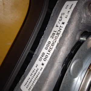 Подушка безопасности Audi TT 8N3 водителя с зарядом 1 фишка, 3 спицы 8N0880201F6PS