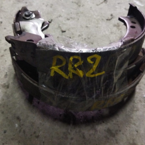 Колодки тормозные Honda Elysion RR2 R