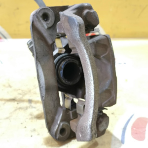 Суппорт Subaru SH5 зад, лев 26692FG010/26692YC010 ПОД ДИСК 286 *10 *5x100 Forester