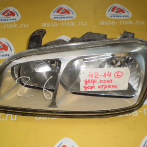 Фара TOYOTA 42-14 лев RAV4 SXA10 '1997-2000 деф. отражателя и крепления